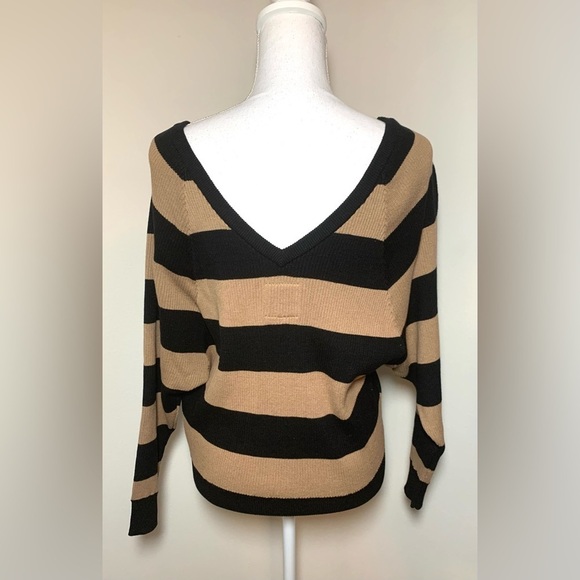 NWT Chaser Stripe V-Neck Sweater Women Small Tan Black 100% Cotton - Picture 3 of 7